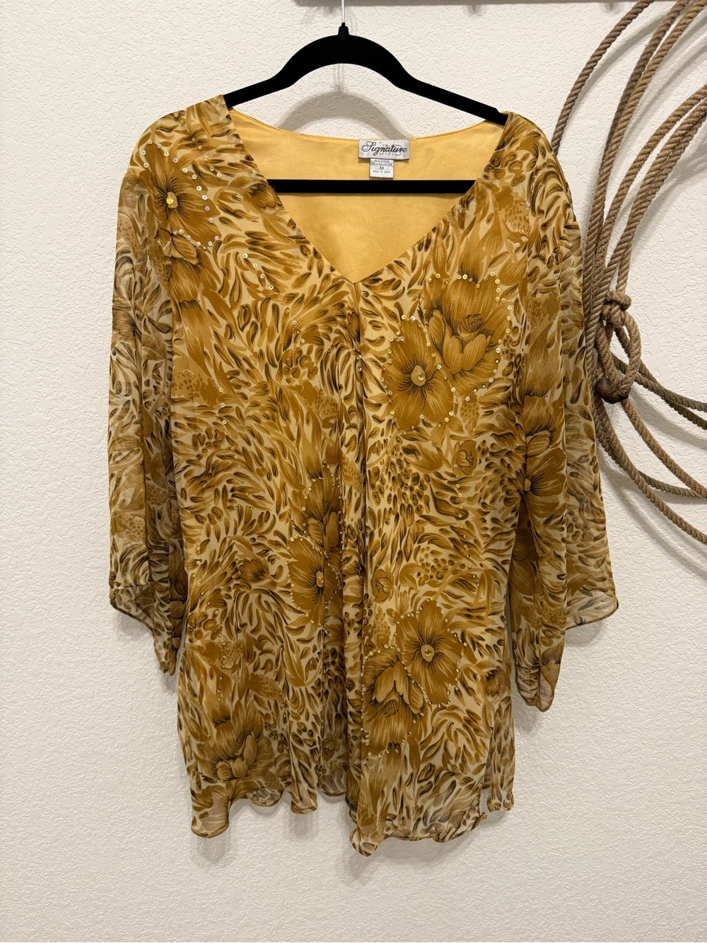 Signature Floral V-Neck Tunic in Mustard